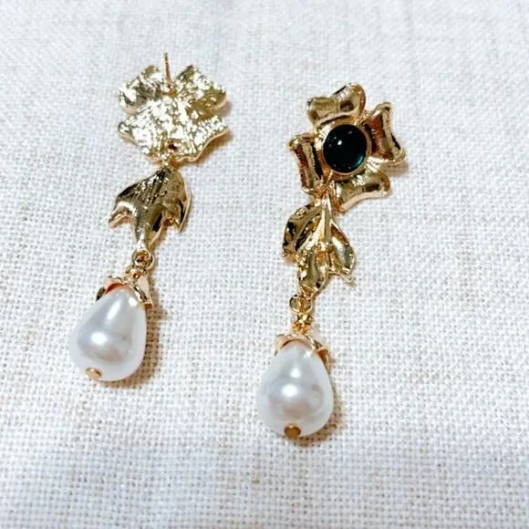 Gold flower dangle earrings N175 - Picture 6 of 7